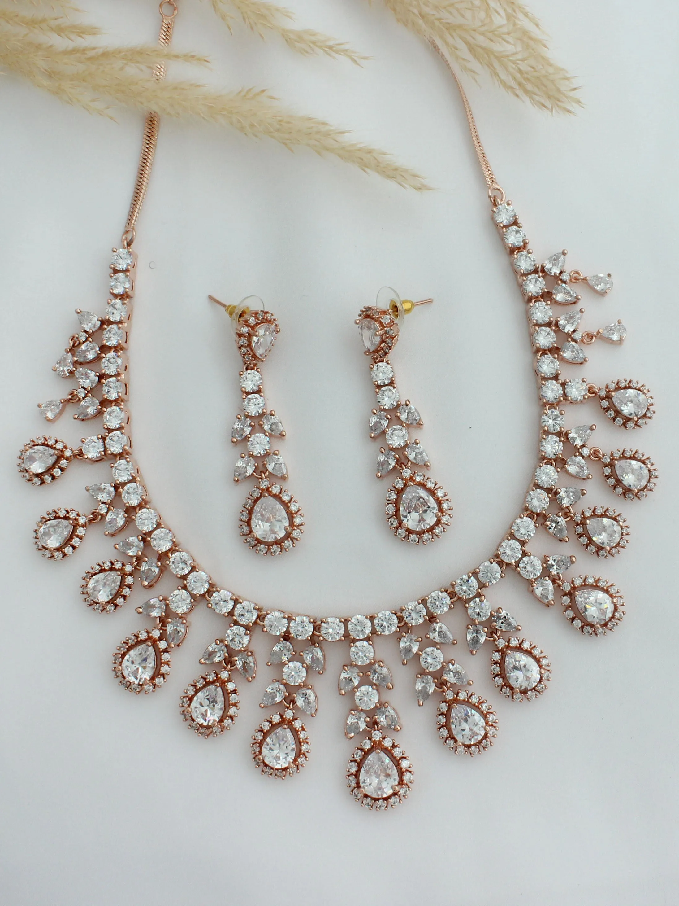 Angela Necklace Set