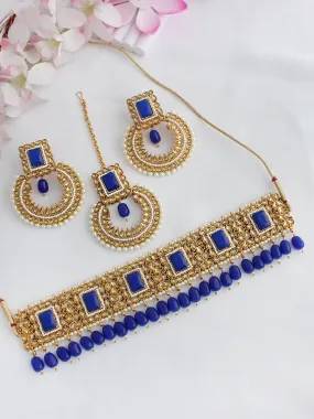 Avneet Necklace Set