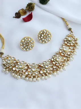 Gaurvi Bib Necklace Set