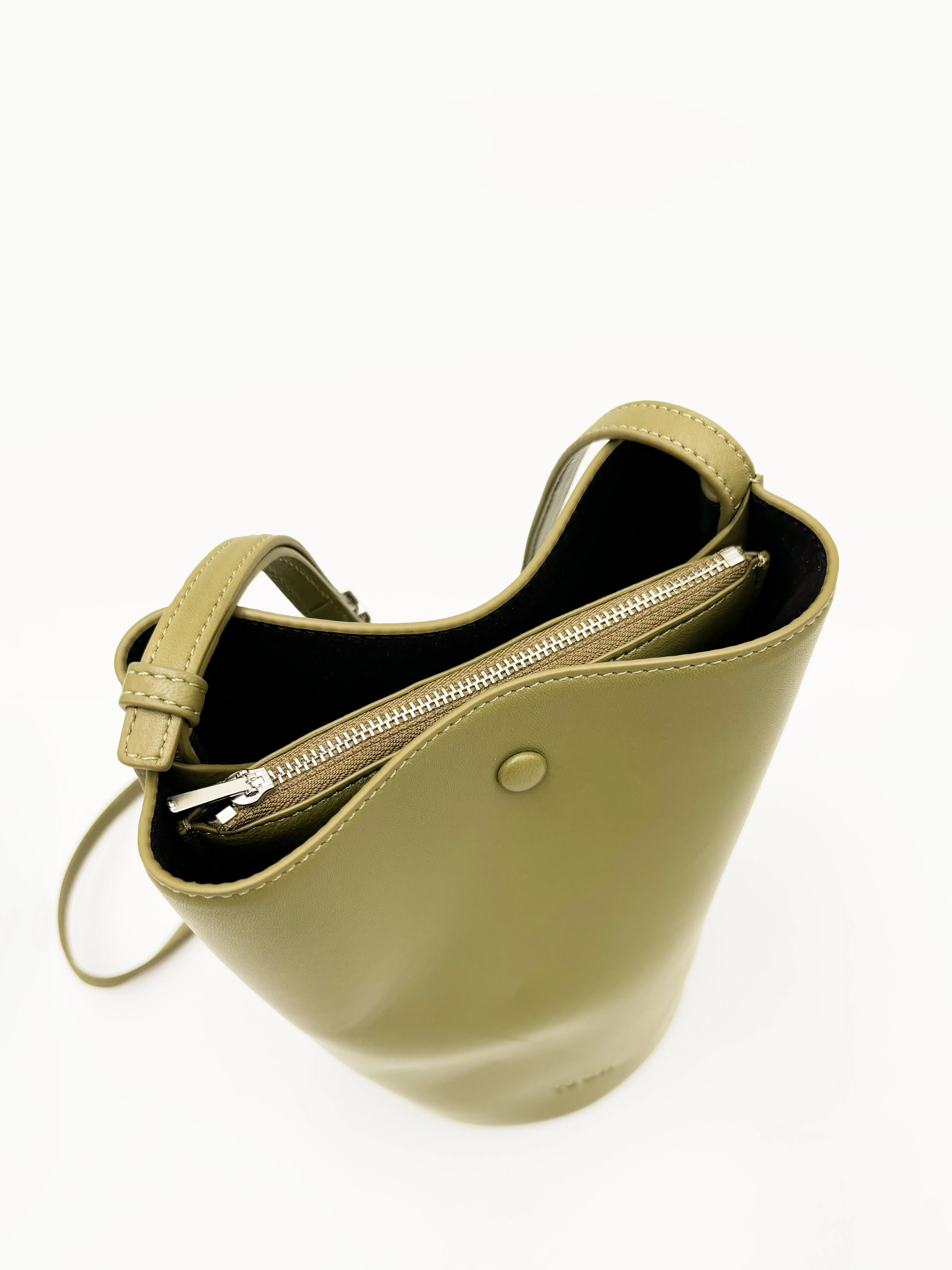 Leather Crossbody Bucket Bag