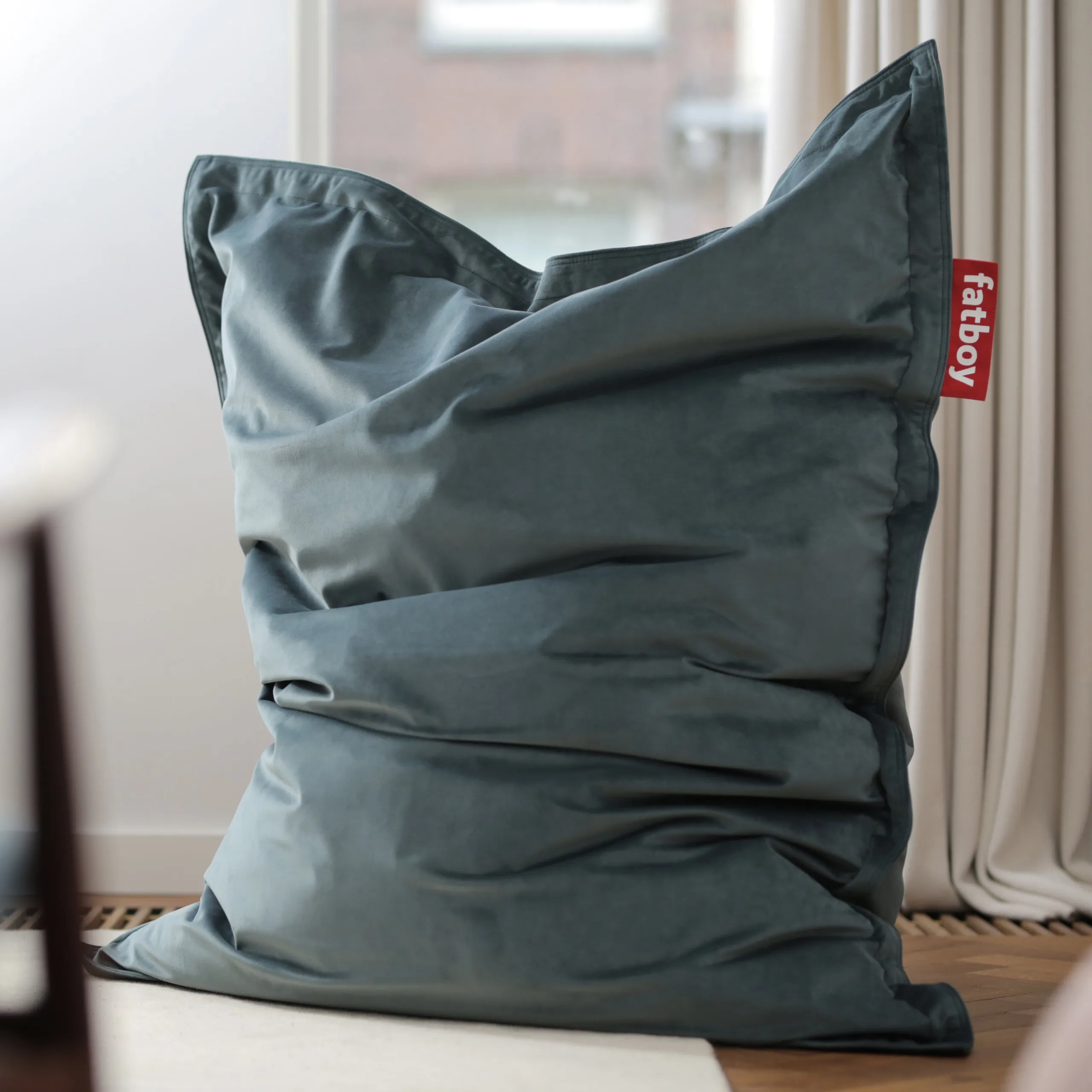 Original Slim Recycled Velvet Chair
