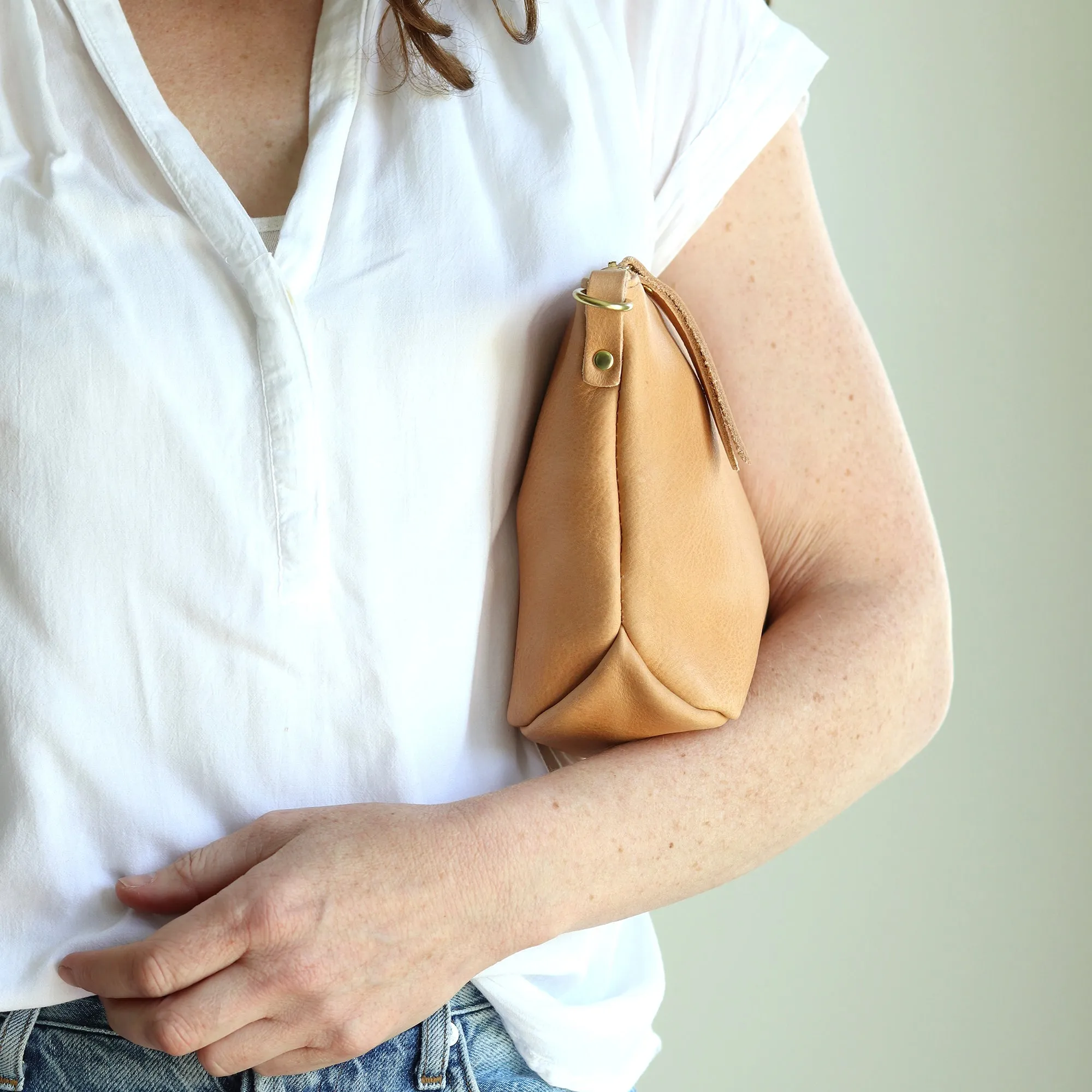 Summer Seconds Sale - Small Leather Convertible Crossbody Clutch Bag - Beige No. 4