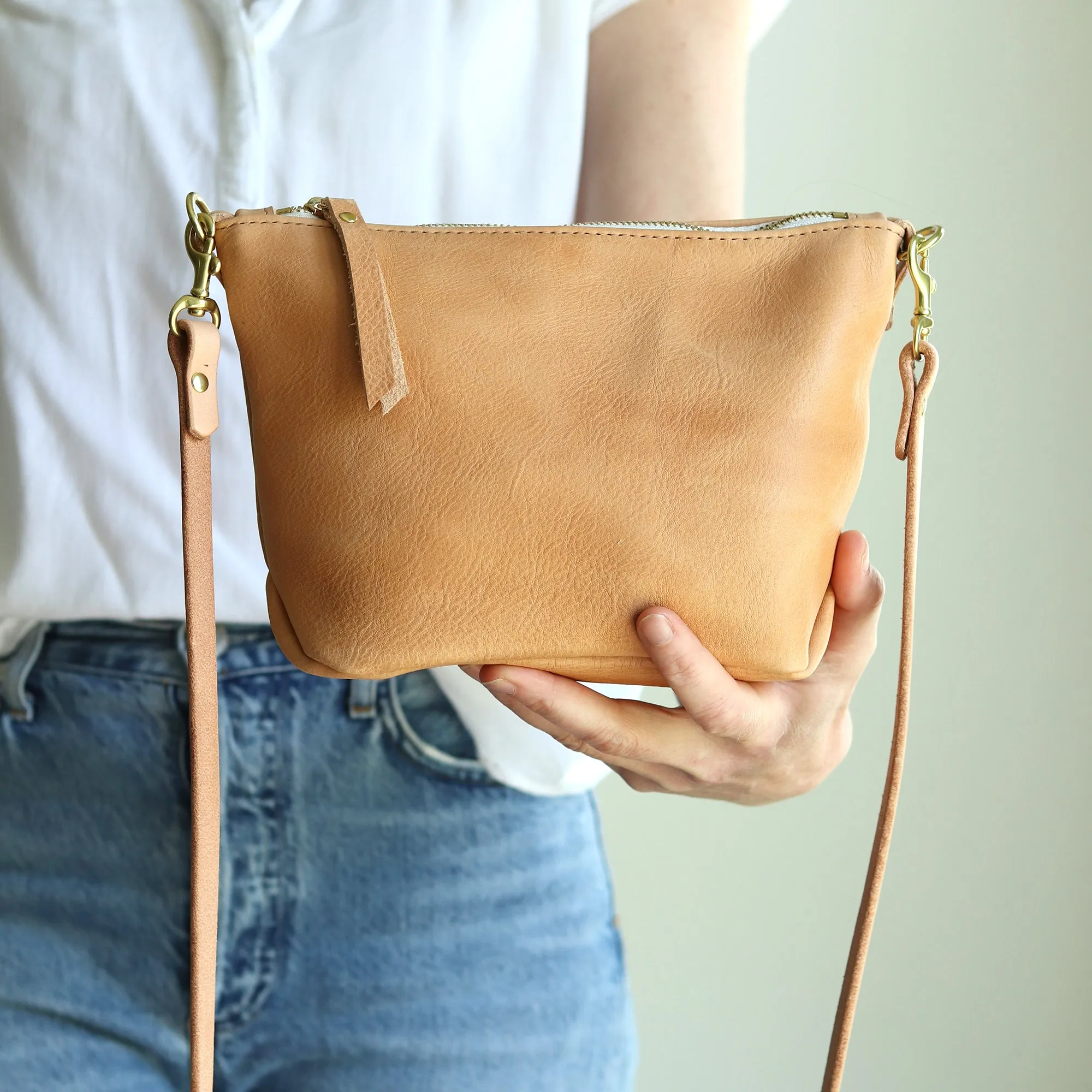 Summer Seconds Sale - Small Leather Convertible Crossbody Clutch Bag - Beige No. 4
