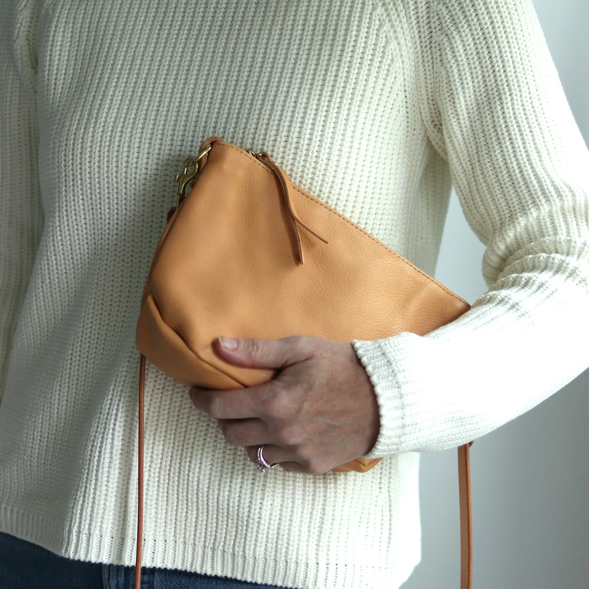 Summer Seconds Sale - Small Leather Convertible Crossbody Clutch Bag - Beige No. 4