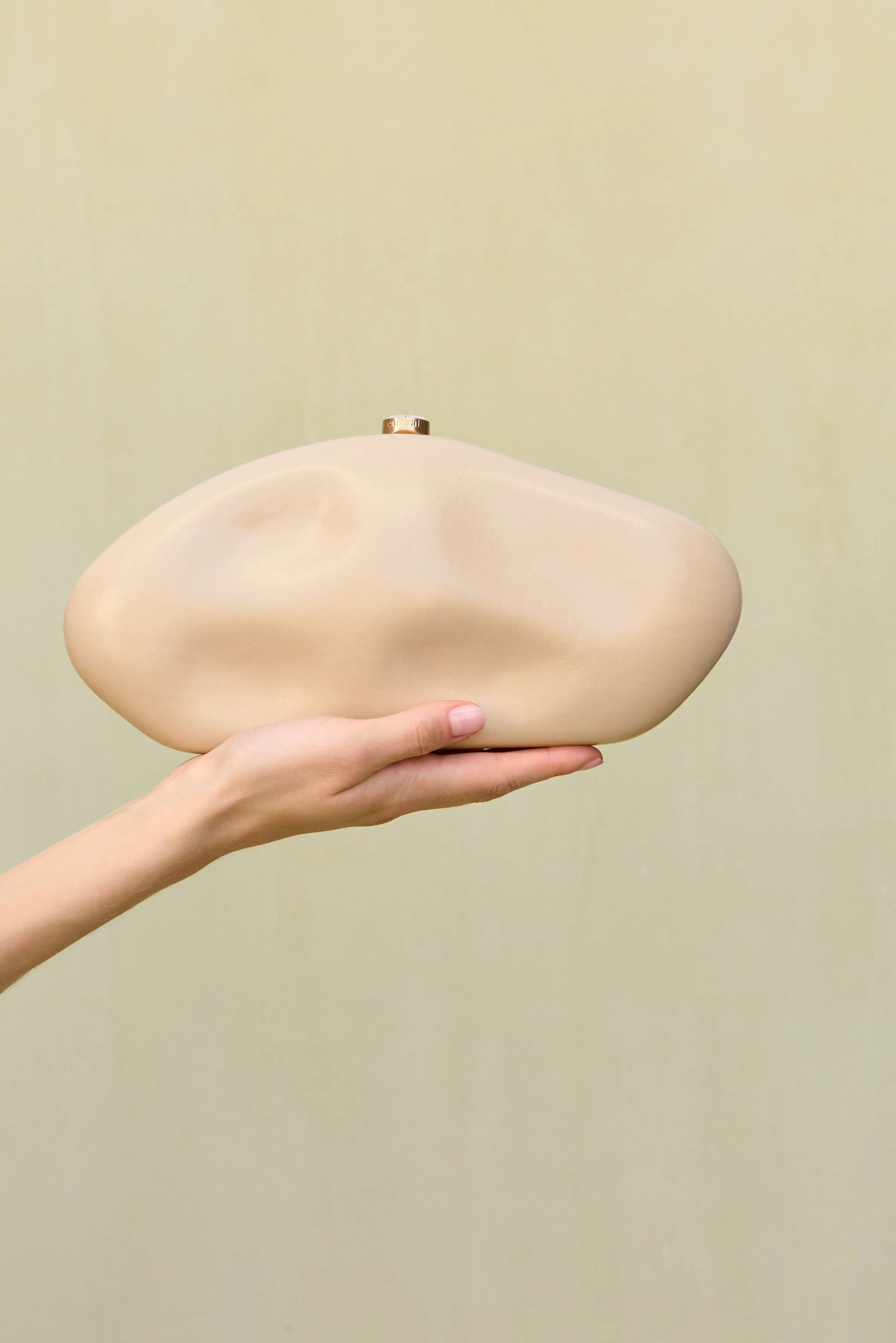 THE CALDERA CLUTCH - SAND